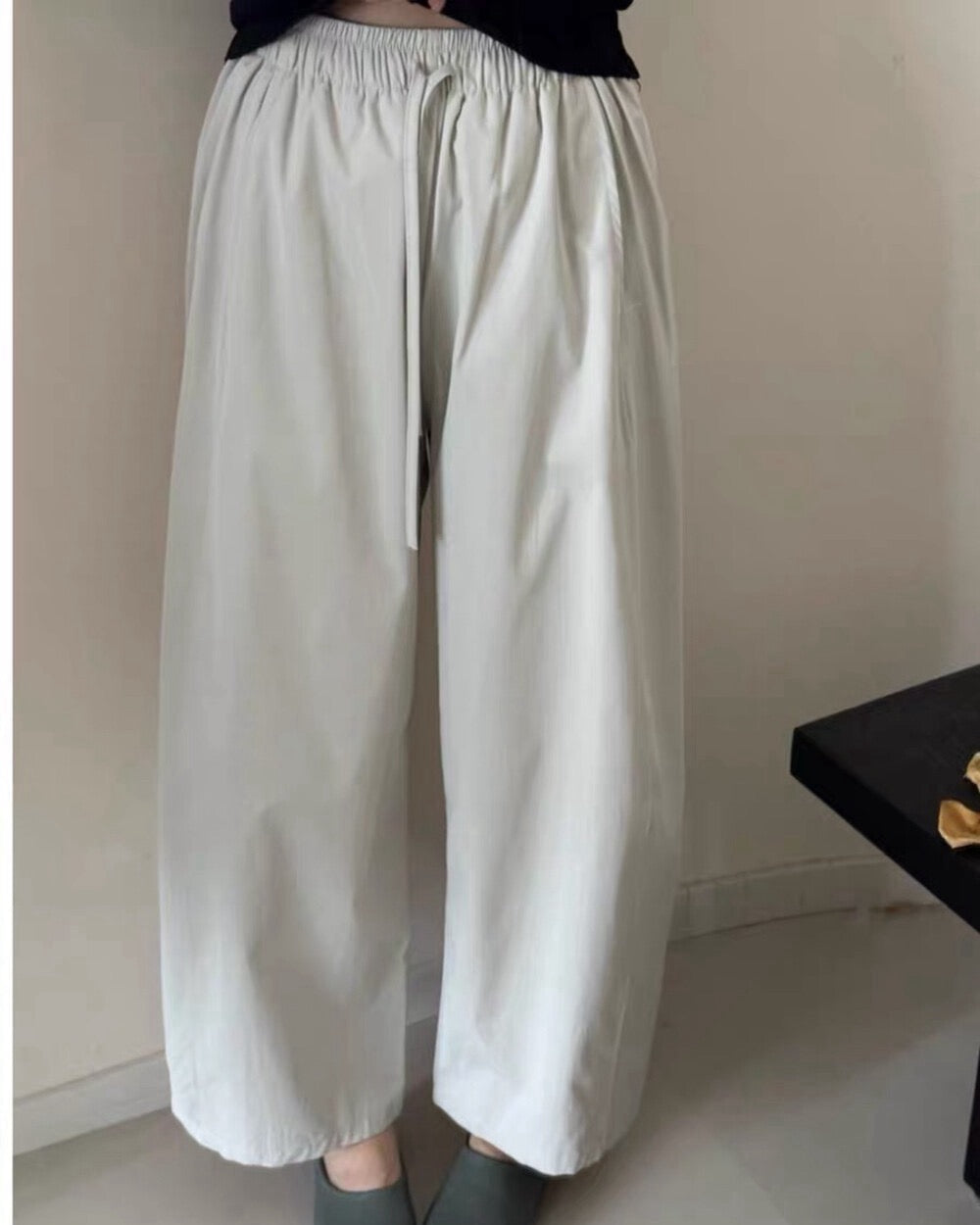 Cropped Wide-Leg Pants