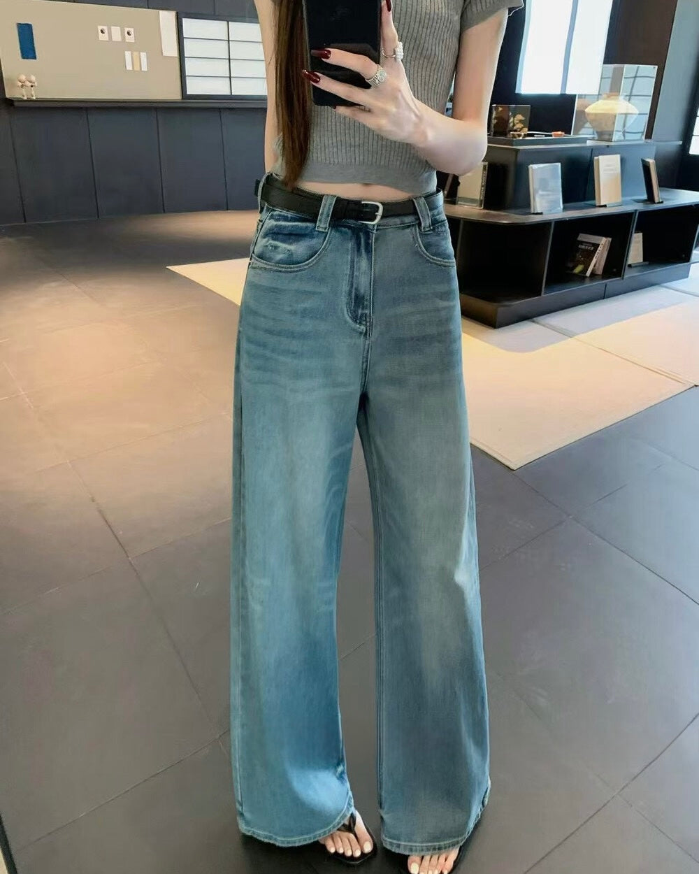 Straight-Leg Jeans (With Belt)