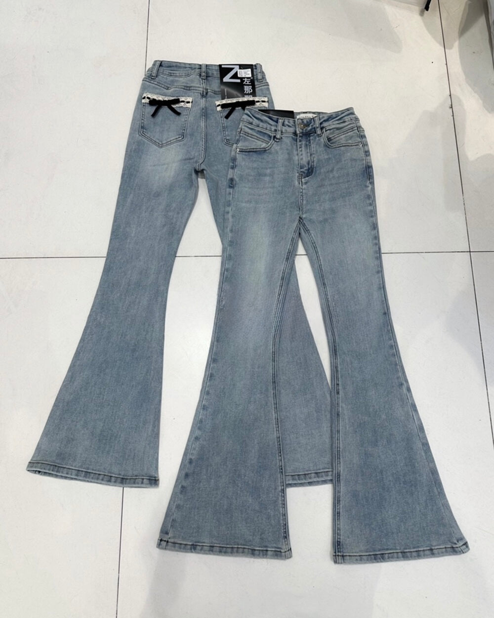 Stretch Bow Flared Jeans