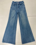 Relaxed Flared Jeans