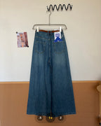 Wide-Leg Jeans (With Belt)