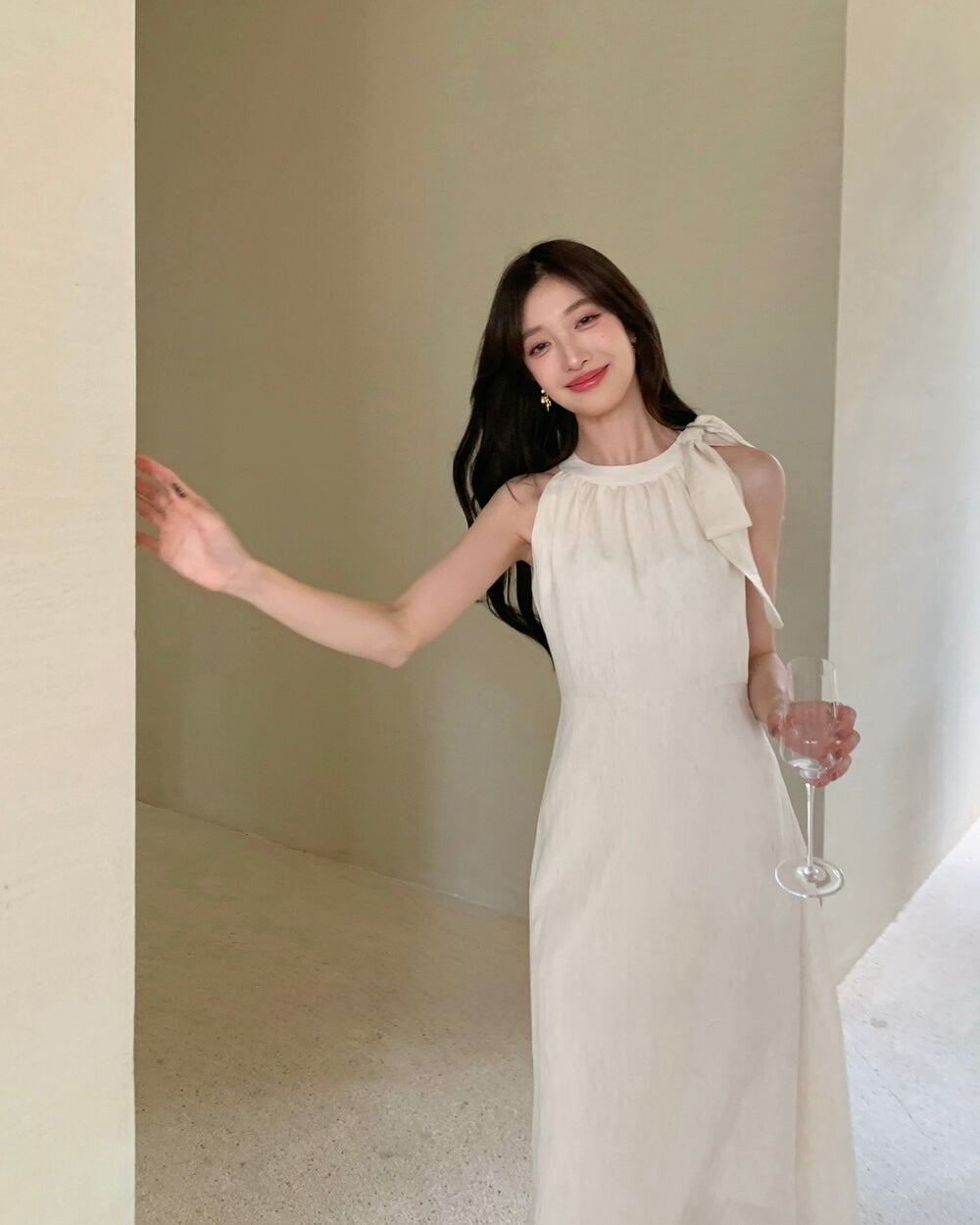 Elegant Tie-Neck Halter Maxi Dress