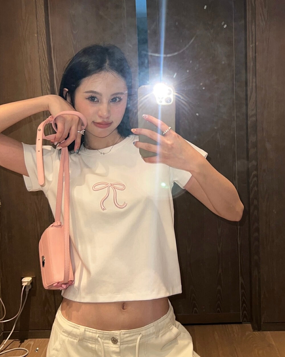 Embroidered Bow Cropped Tee