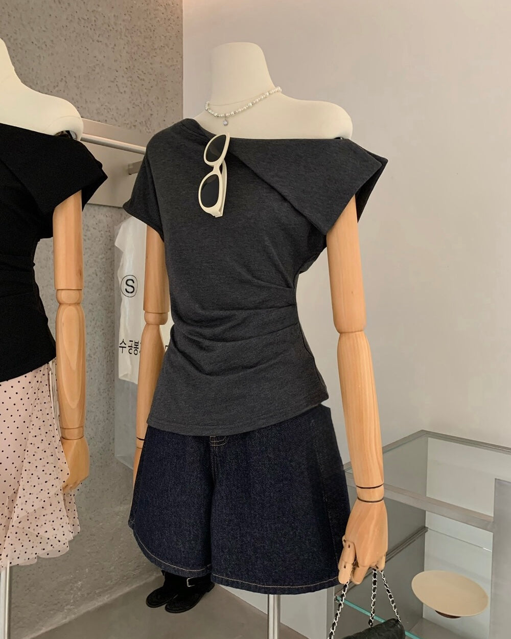 Asymmetric One-Shoulder Tee